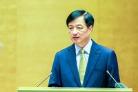Đồng chí Nguyễn Duy Ngọc, Ủy viên Bộ Chính trị, Bí thư Trung ương Đảng, Trưởng Ban Tổ chức Trung ương trình bày những nội dung cốt lõi của ba Nghị quyết về xây dựng Đảng. Ảnh: Đức Thanh 