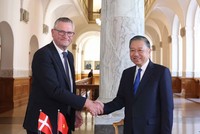 Tổng Bí thư, Chủ tịch nước Tô Lâm hội kiến Chủ tịch Quốc hội Đan Mạch Henrik Frandsen. (Ảnh: Thống Nhất/TTXVN)