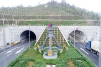 Đầu tư Hạ tầng Giao thông Đèo Cả (HHV): Cổ đông lớn nhất đăng ký bán 39 triệu cổ phiếu