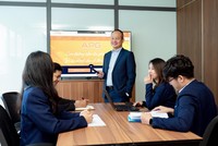 Thị giá cổ phiếu điều chỉnh sâu, Chủ tịch Chứng khoán APG đăng ký mua thêm 3 triệu cổ phiếu