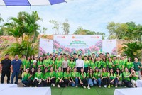 Chứng khoán Rồng Việt trồng thêm 1.300 cây xanh, mở rộng vườn bằng lăng tại sườn đồi tháp Pô Sah Inư