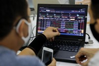 VIS Rating: Sửa đổi tỷ lệ an toàn tài chính sẽ định hướng công ty chứng khoán tập trung vào hoạt động cốt lõi