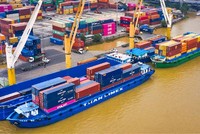 Công ty cổ phần Gemadept (GMD) thông báo chào bán cổ phiếu ra công chúng