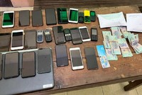 Các tang vật của vụ án Công an huyện Quỳnh Lưu đang thu giữ (Nguồn: Bộ Công an). 