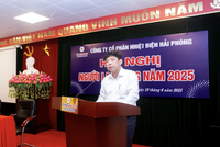 Ông Dương Sơn Bá tại Hội nghị Người lao động năm 2025 của Nhiệt điện Hải Phòng.