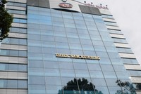 Con gái Phó chủ tịch TNA chào mua giá rẻ gần 16% vốn