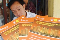 Thị trường vừa chớm hồi phục, lời hứa làm ăn nghiêm túc, chuyên nghiệp của một số chủ đầu tư, sàn giao dịch đã “bay mất”. Ảnh: Hoài Nam