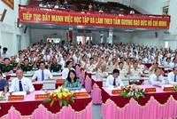 Biểu quyết niêm yết danh sách nhân sự đề cử Ban chấp hành Đảng bộ tỉnh nhiệm kỳ 2015- 2020 