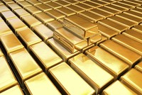 Vàng tiếp tục leo dốc nhờ USD mất giá