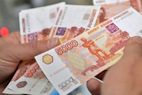 Mặc kệ xung đột, Nga vẫn cố thả nổi đồng rúp