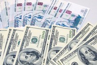 Tin đồn Nga đóng cửa khẩu vốn khiến đồng Rúp mất giá kỷ lục