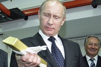 Kho ngoại hối Nga vừa “bốc hơi” nhanh nhất kể từ tháng 5