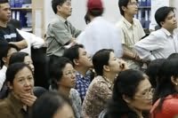 NĐT phải chịu thuế thu nhập từ đầu tư chứng khoán