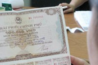 NHNN tăng cường sử dụng hối phiếu, trái phiếu để hút tiền trong lưu thông.