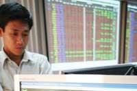 Thói quen không tốt của đa số NĐT là dành quá nhiều thời gian theo dõi bảng điện tử.