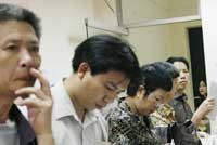 Đa nghi như dân chứng khoán