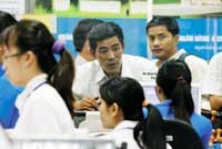 Hoãn phát hành cổ phiếu: lợi bất cập hại