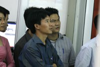 Đại gia đình một VIP đồng loạt rao bán cổ phiếu