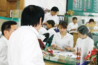 Việc nghiên cứu đưa vào áp dụng các công cụ phái sinh là hết sức cần thiết