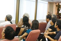 Chậm trả cổ tức, nhà đầu tư chỉ biết trách mình?