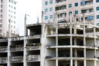 Khá nhiều dự án bị dừng lại vào năm ngoái đang được lên kế hoạch phục hồi.