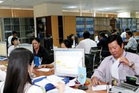 Tăng trưởng trong thách thức, khó khăn
