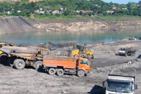 Những bất cập trong hoạt động của mô hình DN vừa kinh doanh, vừa công ích vẫn còn đó.