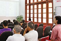 Cổ đông nhỏ đang bị đối xử không bình đẳng trong nhiều công ty cổ phần. Ảnh: ĐTCK