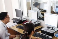 Không thể nói là UPCoM khác với sàn niêm yết nên cơ chế giao dịch phải khác.