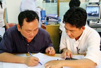 Các đơn vị chi trả thu nhập và cả cán bộ thuế cũng lúng túng trước thay đổi căn cứ miễn thuế TNCN