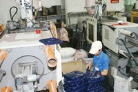 DN có thể gặp rủi ro là có quá nhiều nhân viên với thành tích công việc tốt (ảnh minh họa).