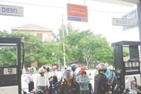 Cơ hội để phát triển thị trường thẻ và thanh toán không dùng tiền mặt là rát lớn.
