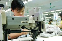 Gói kích cầu thứ hai còn tiếp tục, dệt may vẫn là ngành đứng đầu trong danh sách nhận được sự hỗ trợ.