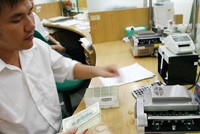 Thị trường tiền tệ cuối năm: Chờ nguồn tiền mới