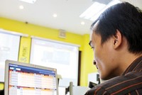 Hiện tại, dòng tiền vẫn tiếp tục hướng vào cổ phiếu vừa và nhỏ.