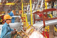 Sự hụt hẫng về kỹ năng nguồn nhân lực đang là một nút thắt lớn.