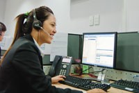 "Khách hàng của Liberty luôn yên tâm và hài lòng khi liên hệ với Tổng đài Đa năng 24/7 One-Call 1800 599 998"
