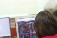 Tìm cơ hội với các “quán quân” lợi nhuận