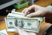 NHNN bất ngờ tăng tỷ lệ dự trữ bắt buộc ngoại tệ - Ảnh minh họa: Đức Thanh