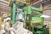 Chính sách tiền tệ: Không nên vội nới lỏng trở lại