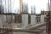 Khát vốn nên dự kiến từ nay đến hết năm 2011 sẽ có nhiều dự án BĐS phải đình, giãn, hoãn tiến độ thi công