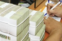 Các khoản tiền gửi giá trị lớn được hầu hết ngân hàng thoả thuận vượt trần quy định
