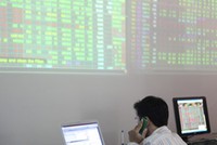 Giả mạo công văn UBCK để làm giá!