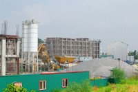 Chủ đầu tư được phép thực hiện biện pháp giảm chi phí như điều chỉnh lại thiết kế, thay đổi chủng loại vật liệu và cắt giảm những hạng mục không cần thiết