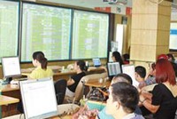 Mức P/E trung bình thị trường hiện khoảng 5 lần là cơ hội cho NĐT giá trị