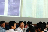 Không điều chỉnh giá ngày GD không hưởng cổ tức