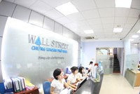PVFI khởi kiện Chứng khoán phố Wall