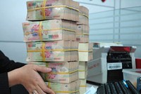 Lãi suất ngân hàng cao khiến doanh nghiệp thêm khó khăn