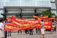 Nhà nước không thể để hai bên tự thỏa thuận phí chung cư trong bối cảnh cư dân chưa đủ bình đẳng trong mối quan hệ với chủ đầu tư. Ảnh minh họa