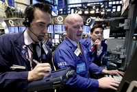 S&P 500 cách đỉnh lịch sử 10%